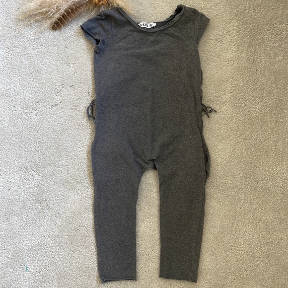 EUC Petitbo fringe jumpsuit 2y - Picture 2 of 6
